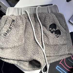 Romwe, cute grey lounge shorts